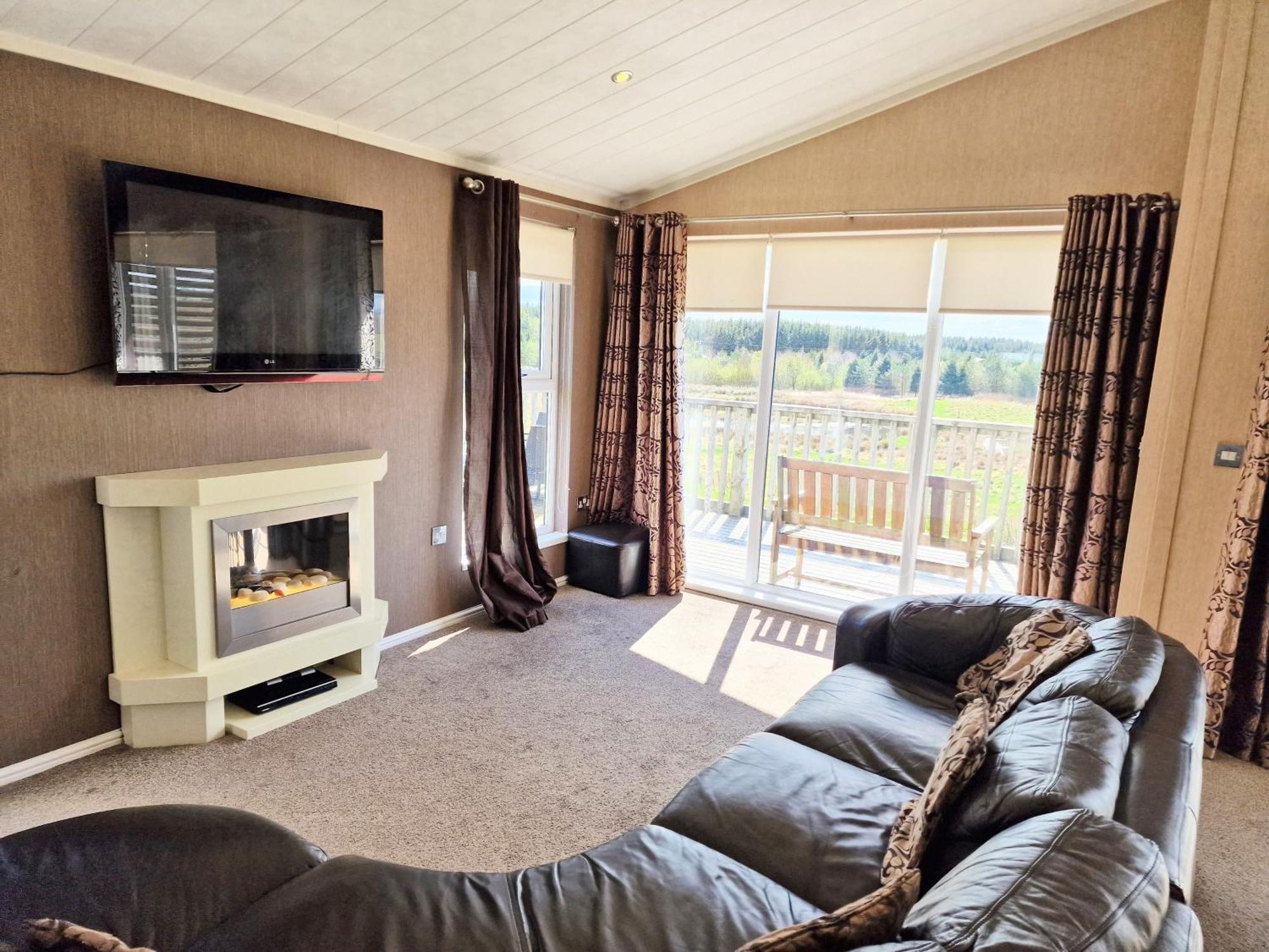 Benarty 11 With Private Hot Tub - Fife - Loch Leven - Lomond Hills - Pet Friendly Villa Kelty ภายนอก รูปภาพ
